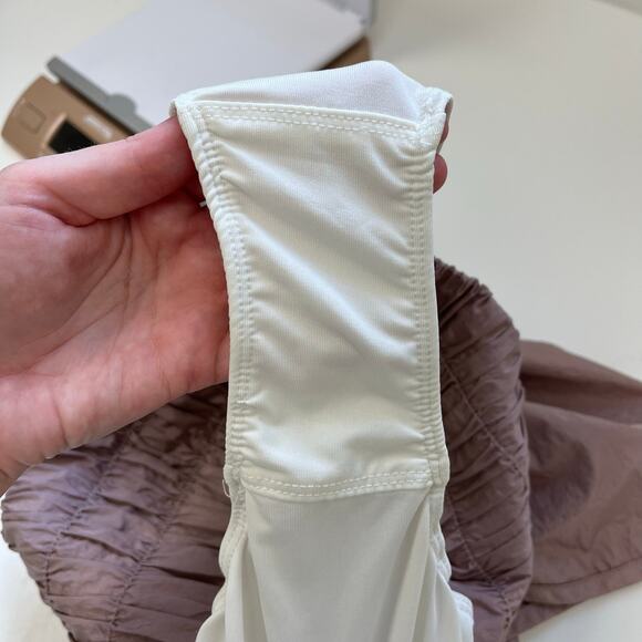 FP Movement The Way Home Lightweight Workout Pull-On Running Shorts - Small - Picture 7 of 9